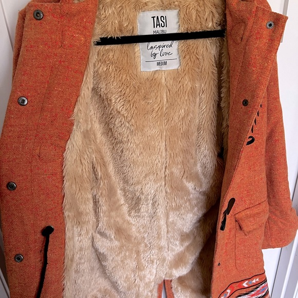 Tasi Malibu Aztec style fuzzy wool blend jacket - Picture 6 of 7